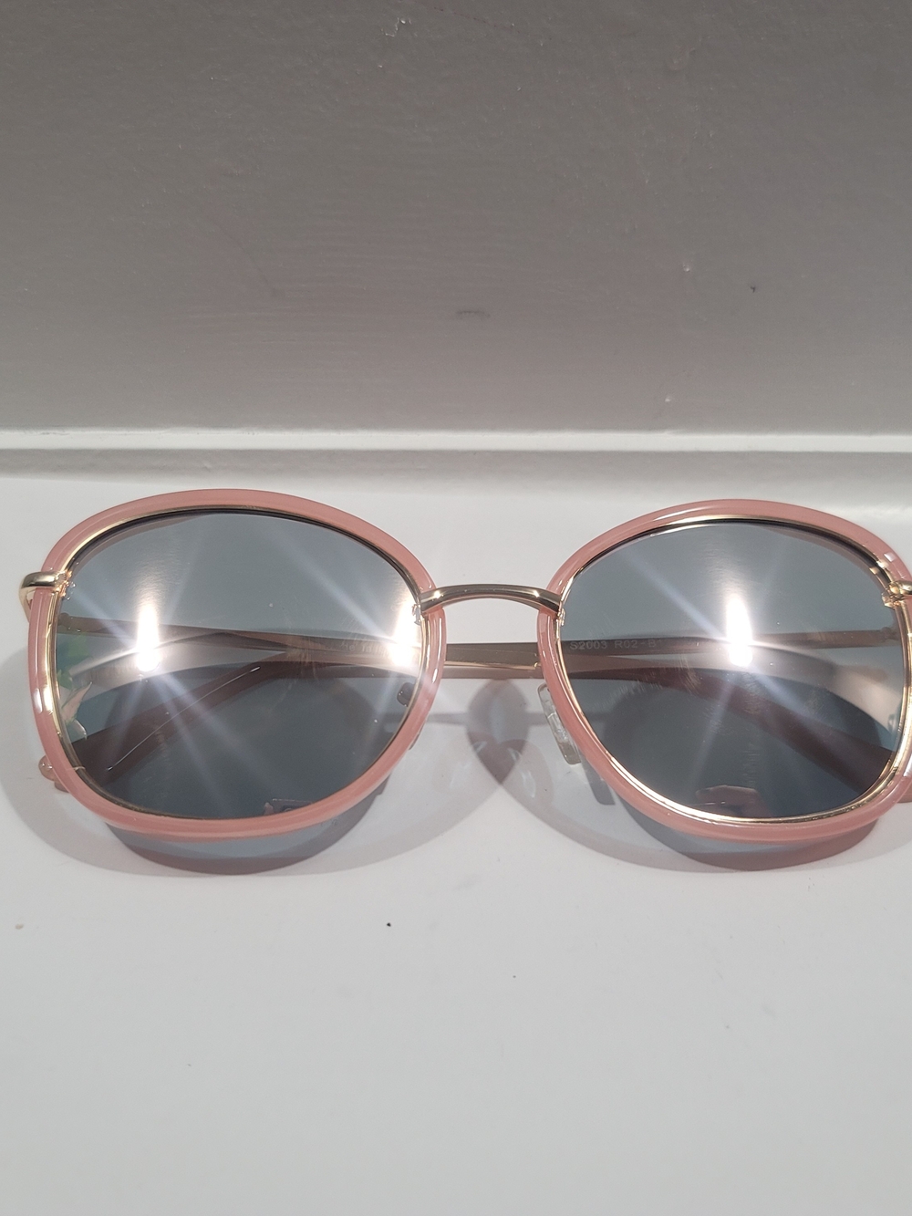 Round Pink Mirrored Women’s Sunglasses